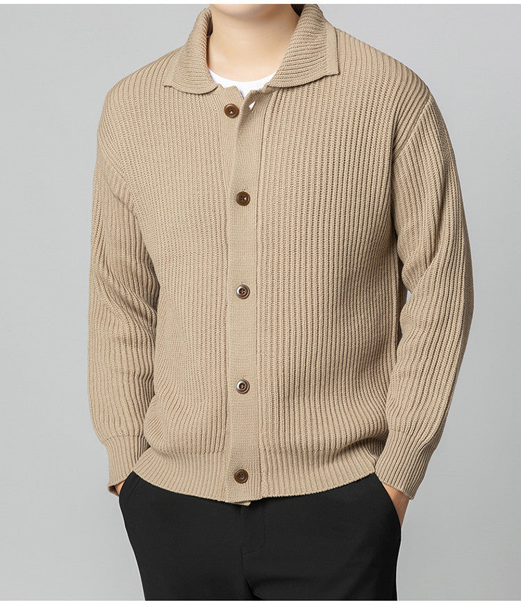 Herrkofta med sportig design och trendig sjalkrage Skorter