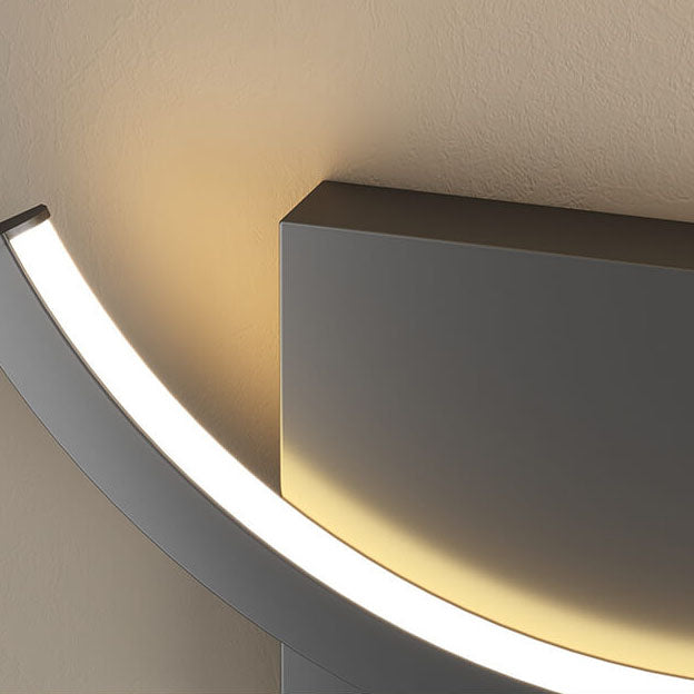 Skorter | Minimalist round LED wall lamp with arm, 1 light