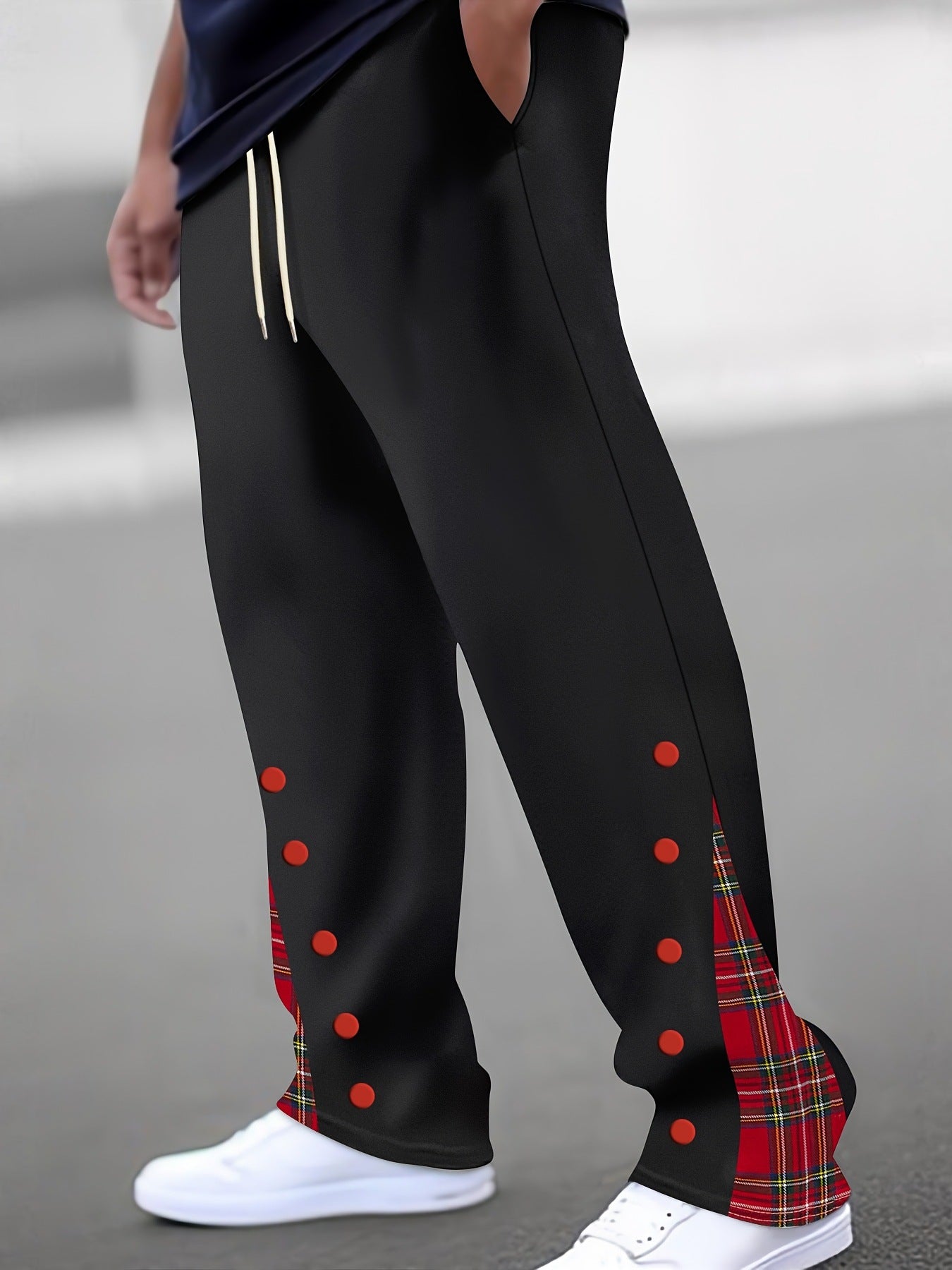 Men's Sporty Jogging Pants with Contrasting Snap Buttons and Breathable Fabric Skorter