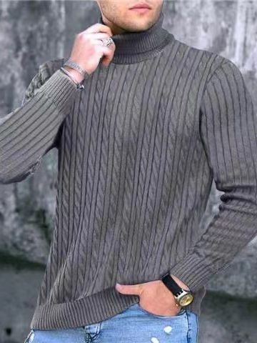 Men's turtleneck sweater with textured knit pattern Skorter