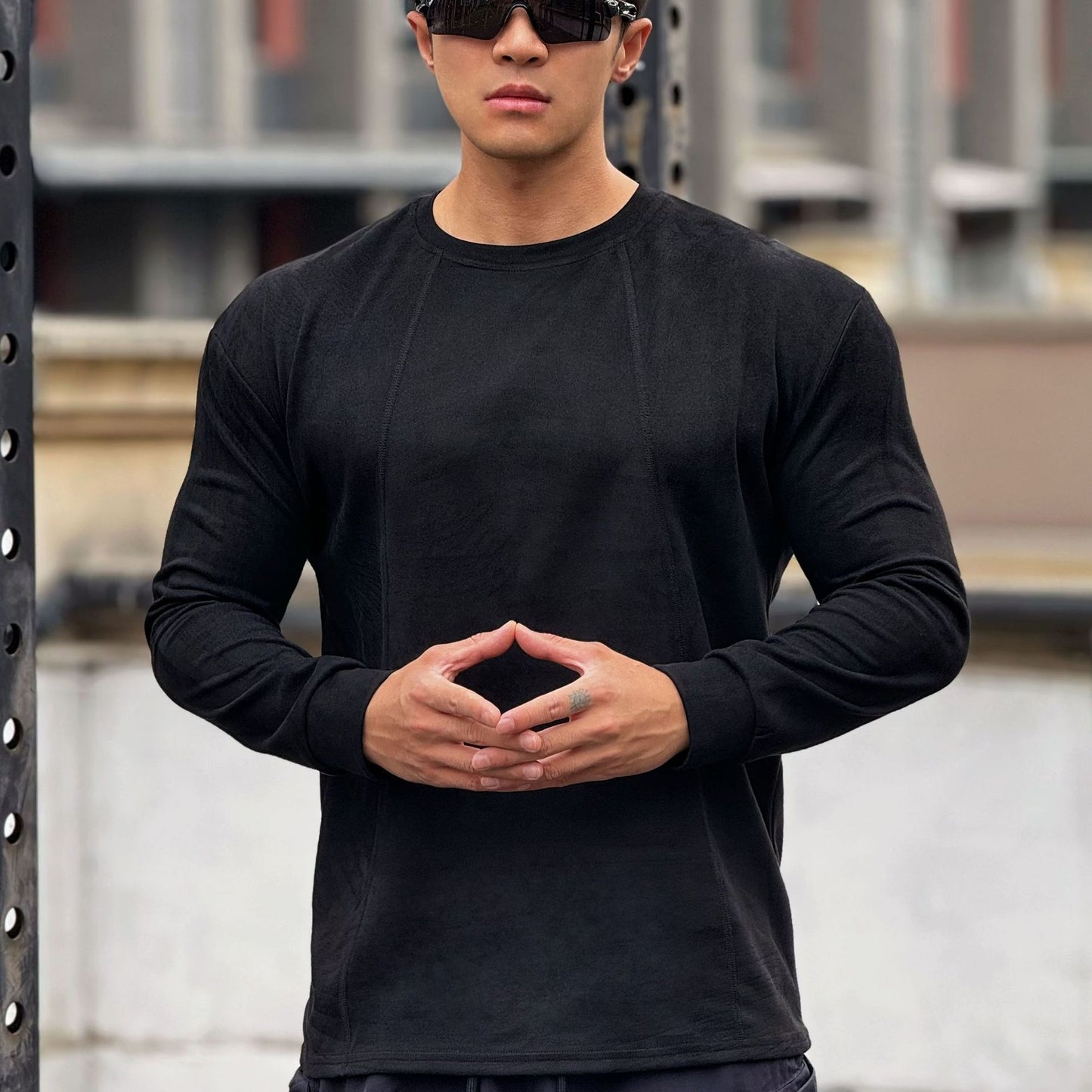 Men's Long Sleeve Sports Shirt with Seamless Processing and Fitted Cut Skorter