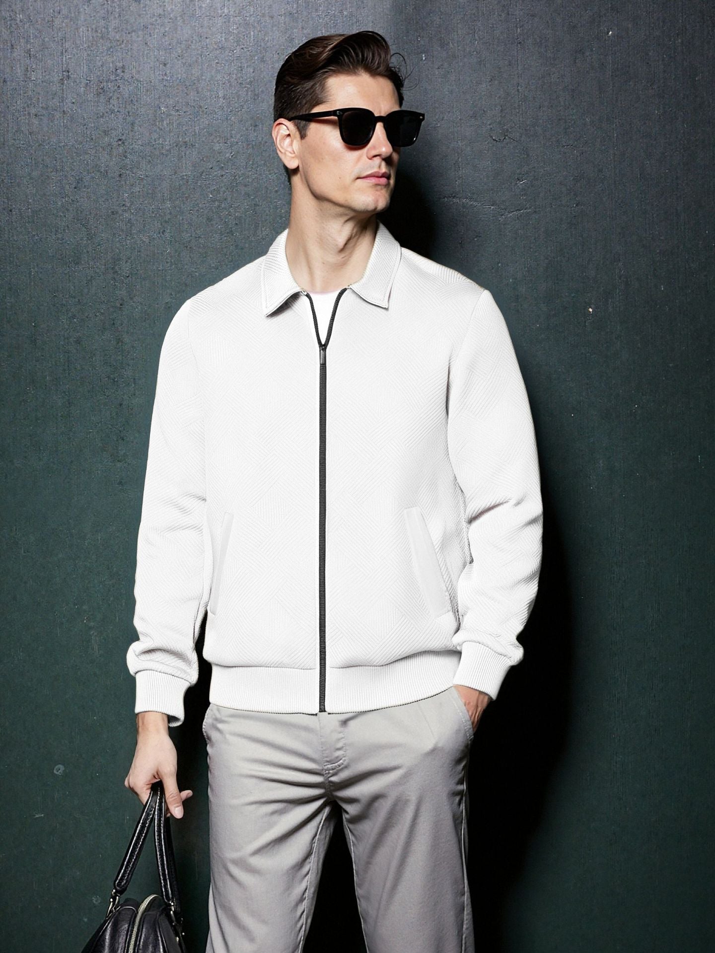 Men's sporty jacket with textured design and modern collar Skorter