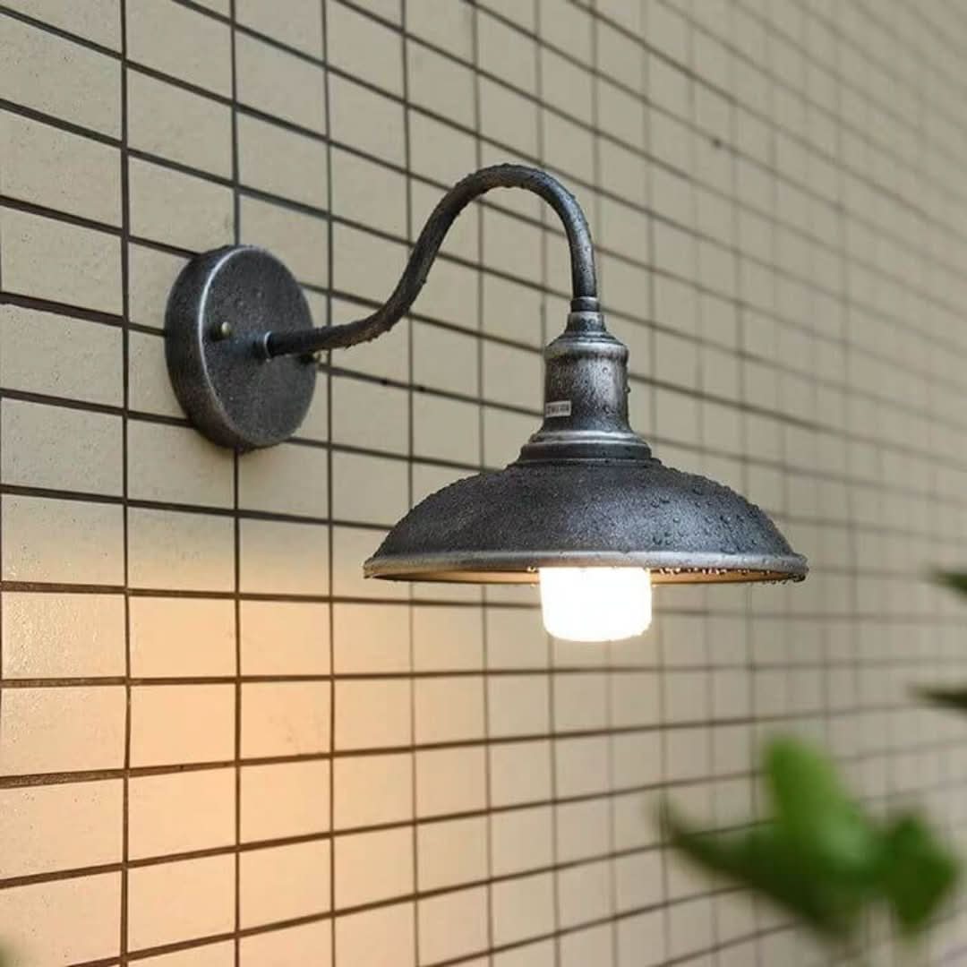 Skorter | Eisenglow - Retro Outdoor Wall Lamp With 1 Iron Light Dome