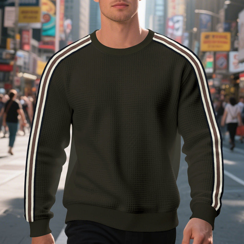Men's sporty sweatshirt with textured surface and modern stripes Skorter