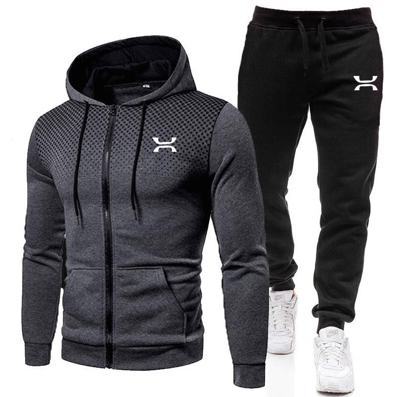 Men's sports suit with breathable hoodie and comfortable joggers Skorter
