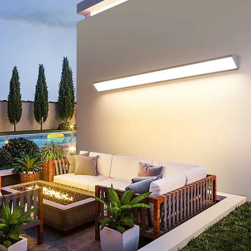 Skorter | Waterproof LED Outdoor Wall Light for Patio and Entrance