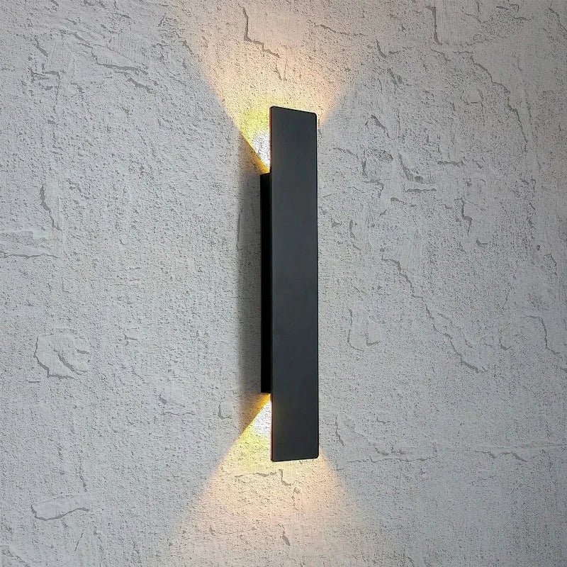 Skorter | Outdoor Wall Lamp
