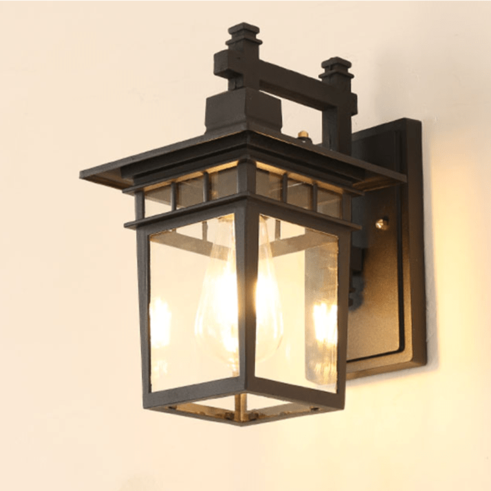 Skorter | Stylish, weatherproof outdoor wall lamp with adjustable light head