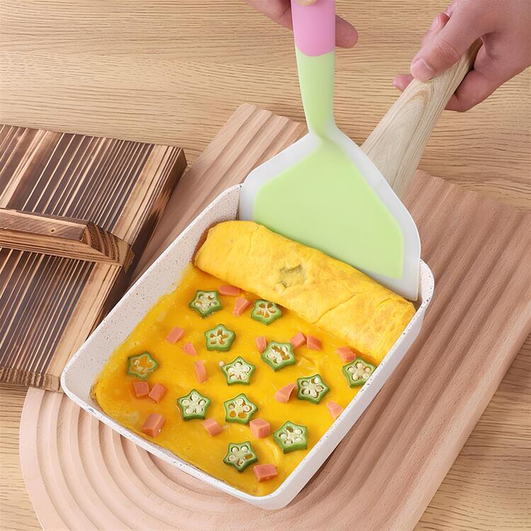 Skorter for tamagoyaki omelette with non-stick coating