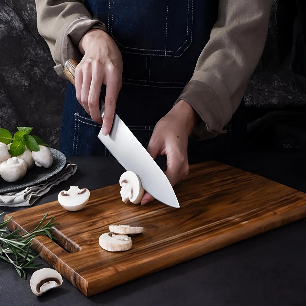 Skorter | AuriWood Acacia Wooden Cutting Board with Handle