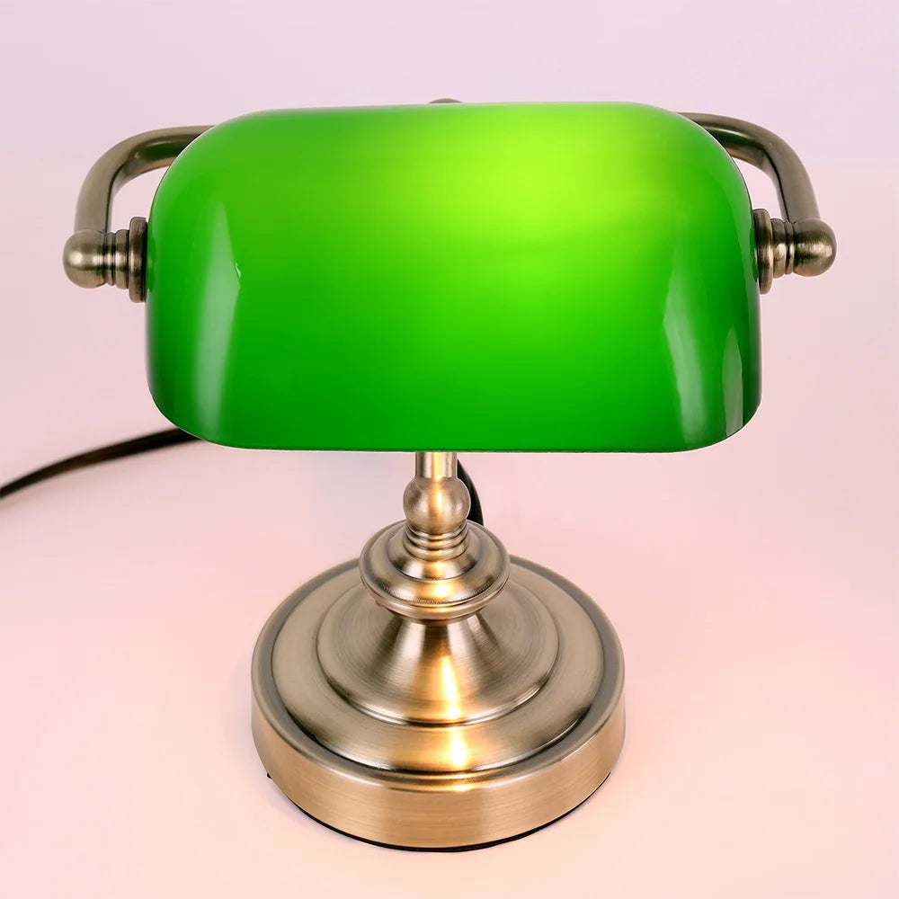 Skorter | RetroCharm - Vintage Mini Desk Lamp