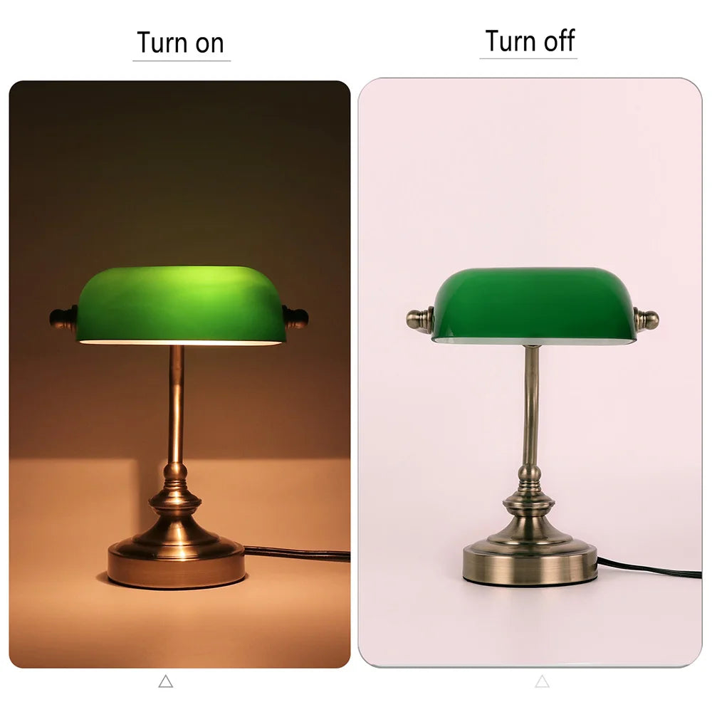 Skorter | RetroCharm - Vintage Mini Desk Lamp