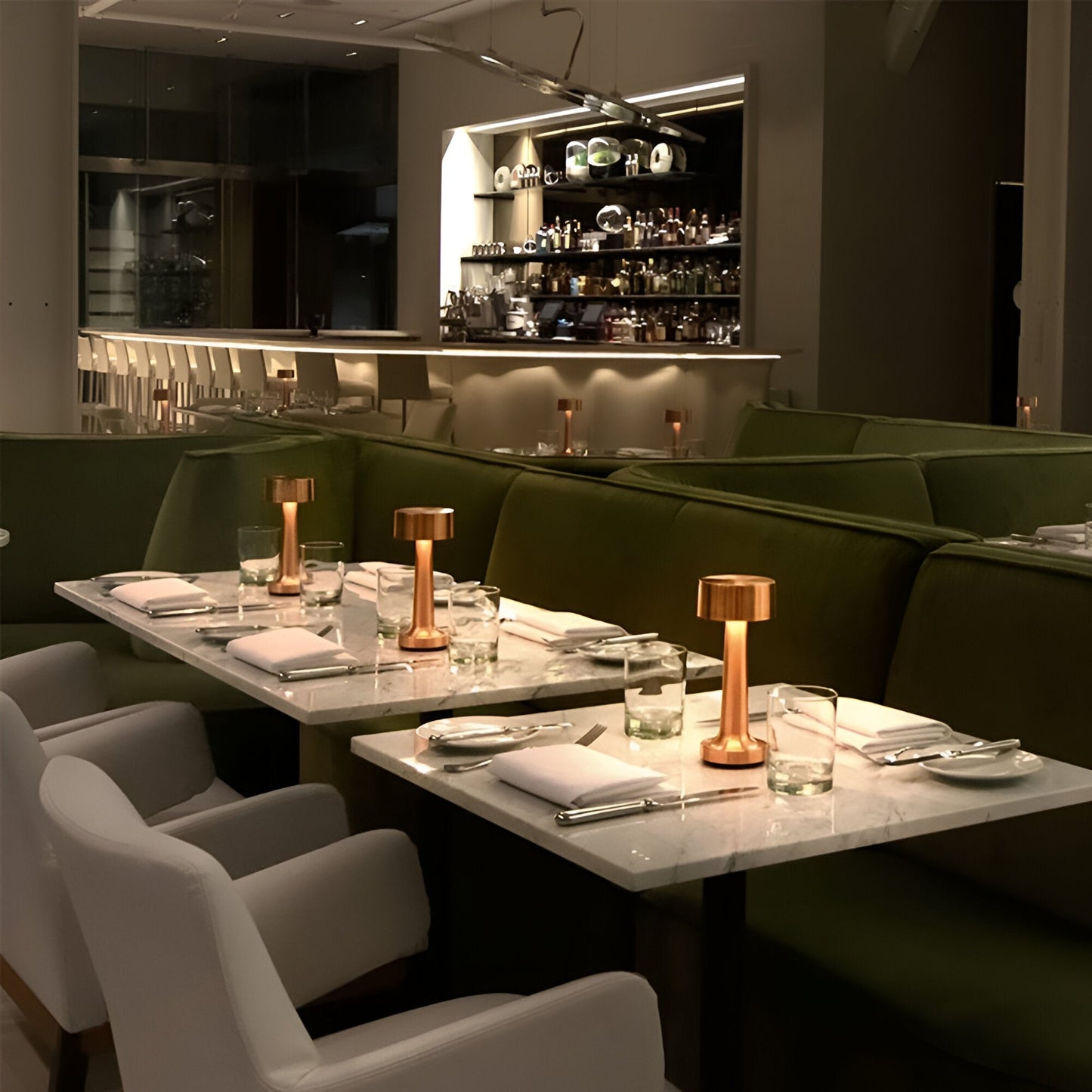 Skorter | Retrolight - Stylish LED restaurant table lamp with wireless USB charger
