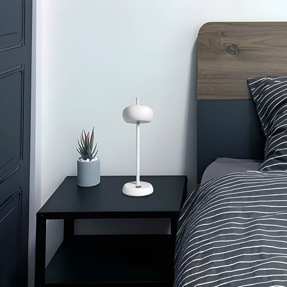 Skorter | Rine Table Lamp