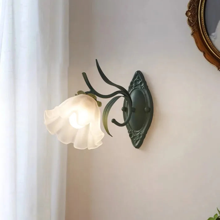 Skorter | LED Lily of the Valley Flower Wall Lamp - Decorative Floral Light Fixture for Living Room & Bedroom Decor