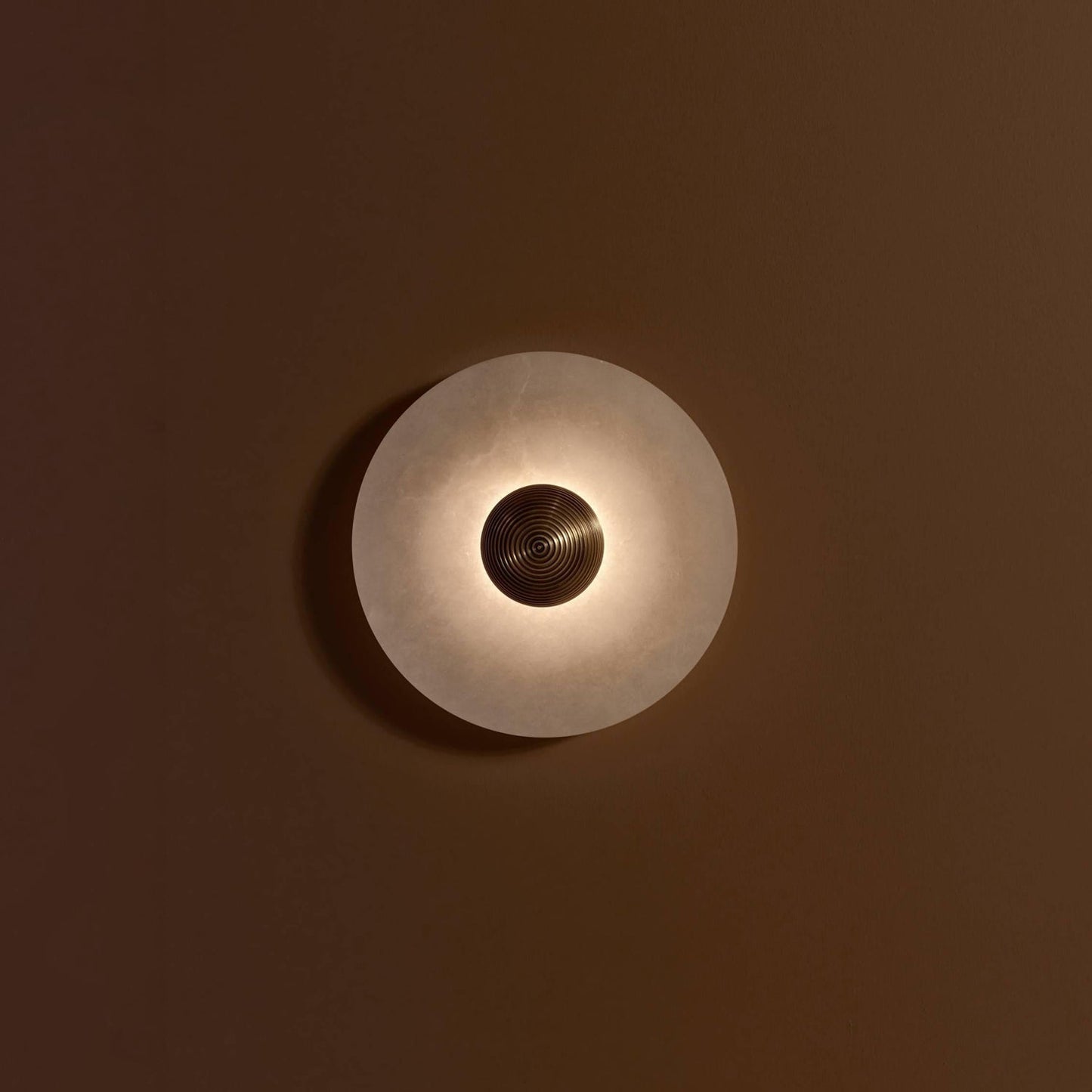 Skorter | LuxeMarble – Round Marble Wall Lamp for Chic Illumination