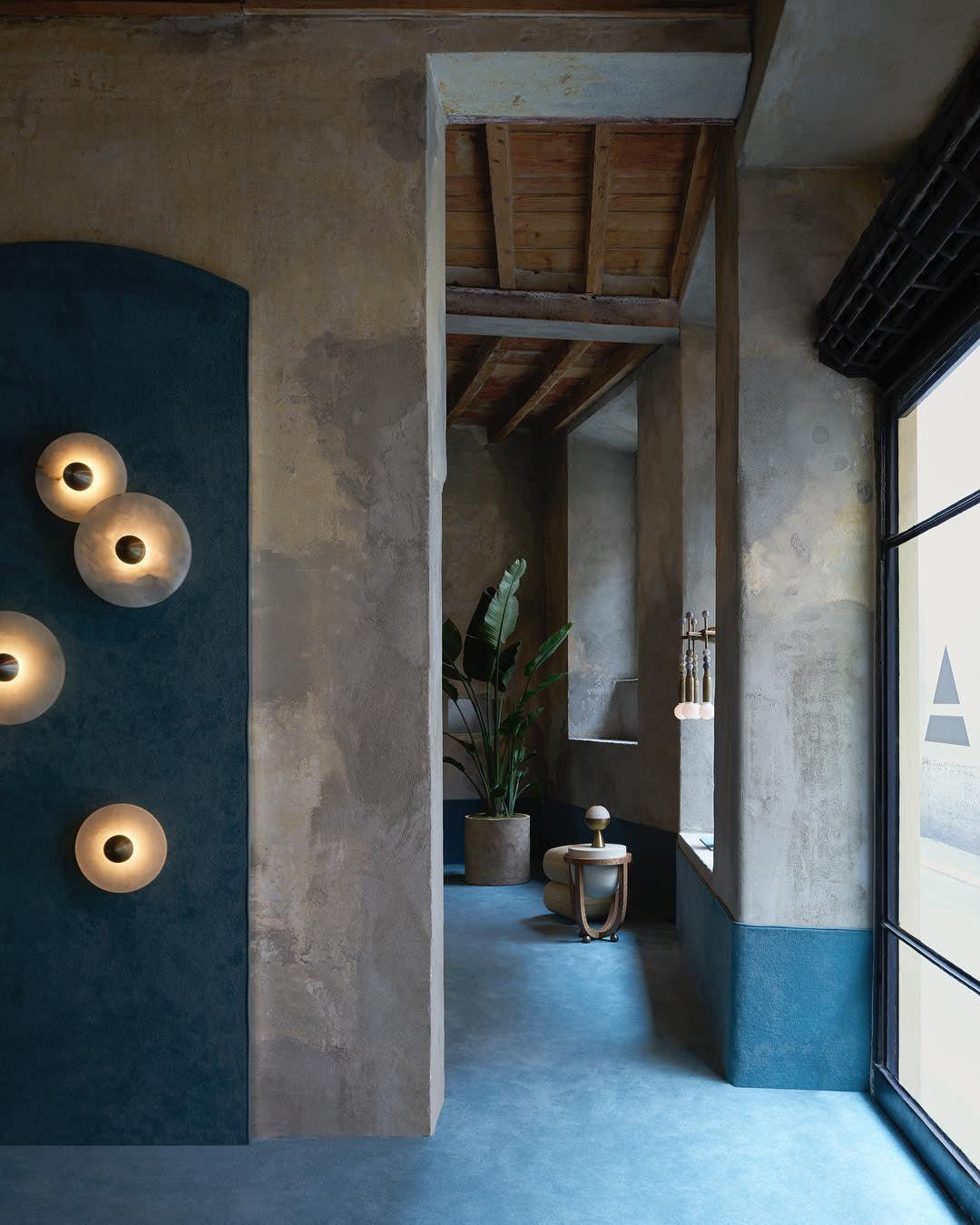 Skorter | LuxeMarble – Round Marble Wall Lamp for Chic Illumination