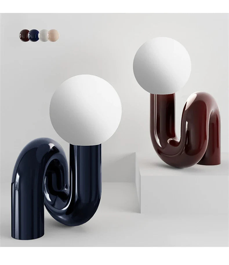 Skorter | Resin Curl Lamp