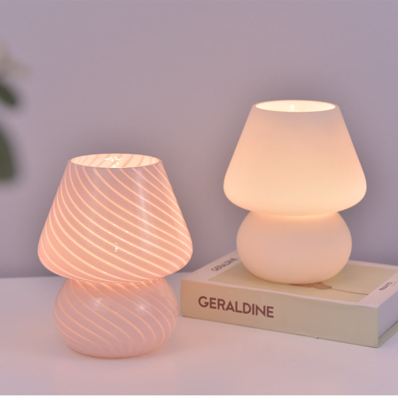 Skorter | Erikä - Mushroom Striped Lamp