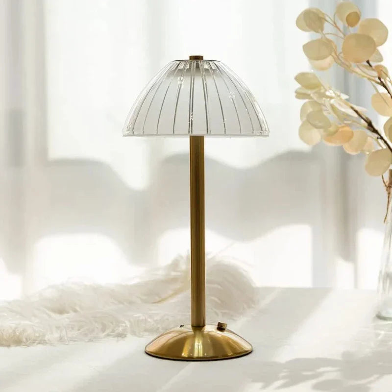 Skorter | Wireless three-color LED table lamp with dimming function