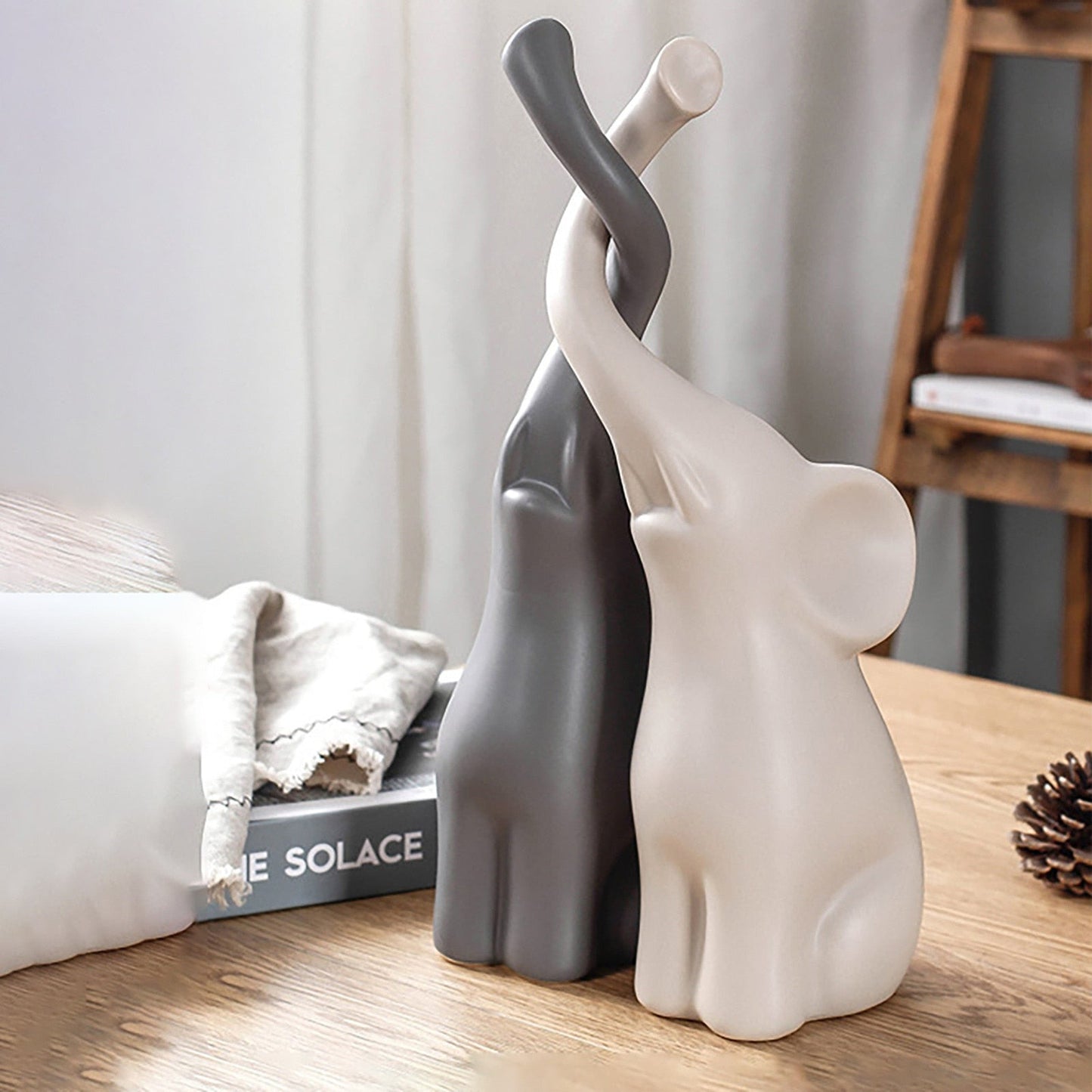 Skorter | Elephant figurine decor