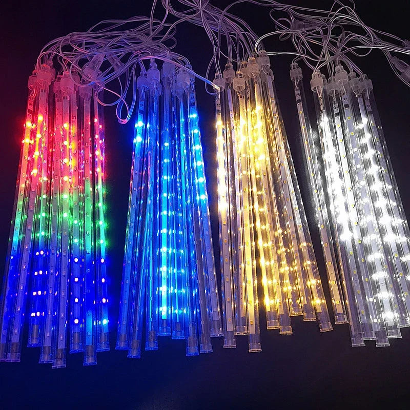 Skorter | Lumineer - LED Meteor Rain Light for Festive Outdoor Evenings