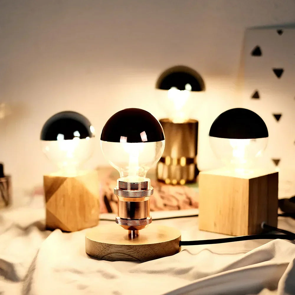 Skorter | RetroGlow - Vintage LED Table Lamp with Wooden Base, Dimmable and Warm Light