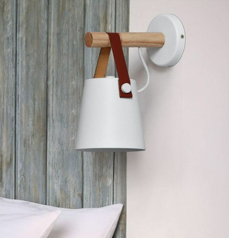 Skorter | Wooden Nordic Wall Lamp – Minimalist Hanging Light Fixture