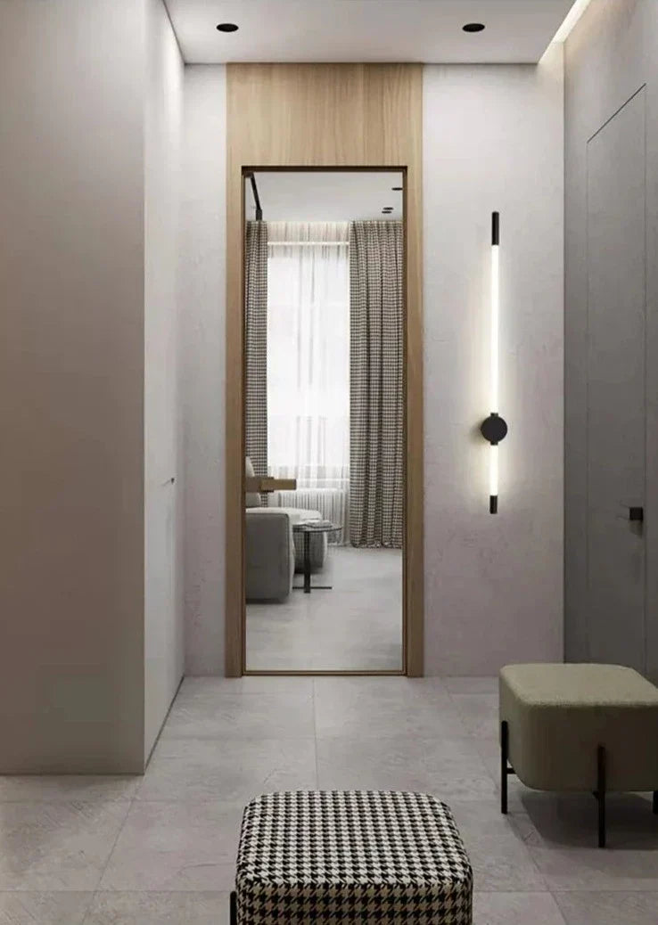 Skorter | AstraBeam – Vertical LED Wall Lamp for Modern Interiors