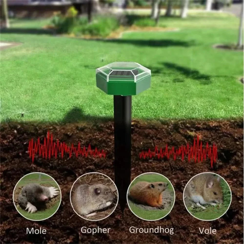 Skorter | ULTRAGUARD ANIMAL REPELLER – Ultrasonic Animal Repeller with LED Light – Weatherproof & Battery Operated for Garden & Outdoor Use