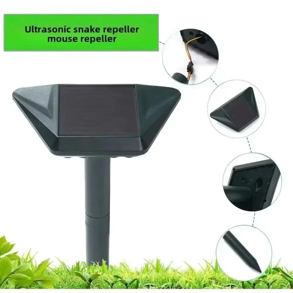 Skorter | ULTRAGUARD ANIMAL REPELLER – Ultrasonic Animal Repeller with LED Light – Weatherproof & Battery Operated for Garden & Outdoor Use