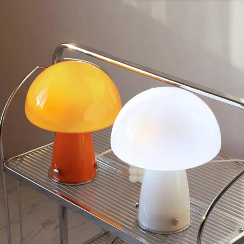 Skorter | Müshi - Mushroom retro lamp