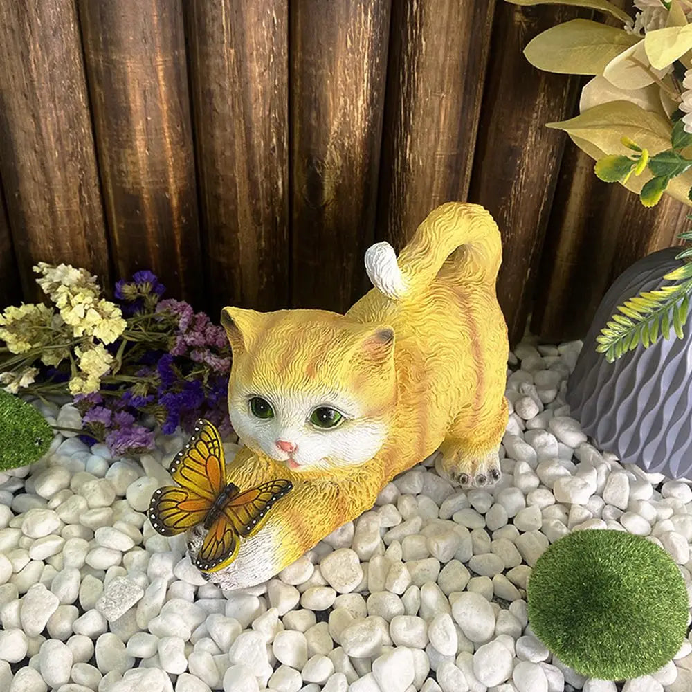 Skorter | Butterfly Catcher Cat Resin Decorative Lamp