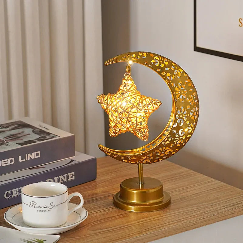 Skorter | Metal Ramadan Moon Lamp - Decorative LED Light for Eid Celebrations, 13x14x28cm, Gold Indoor Decoration