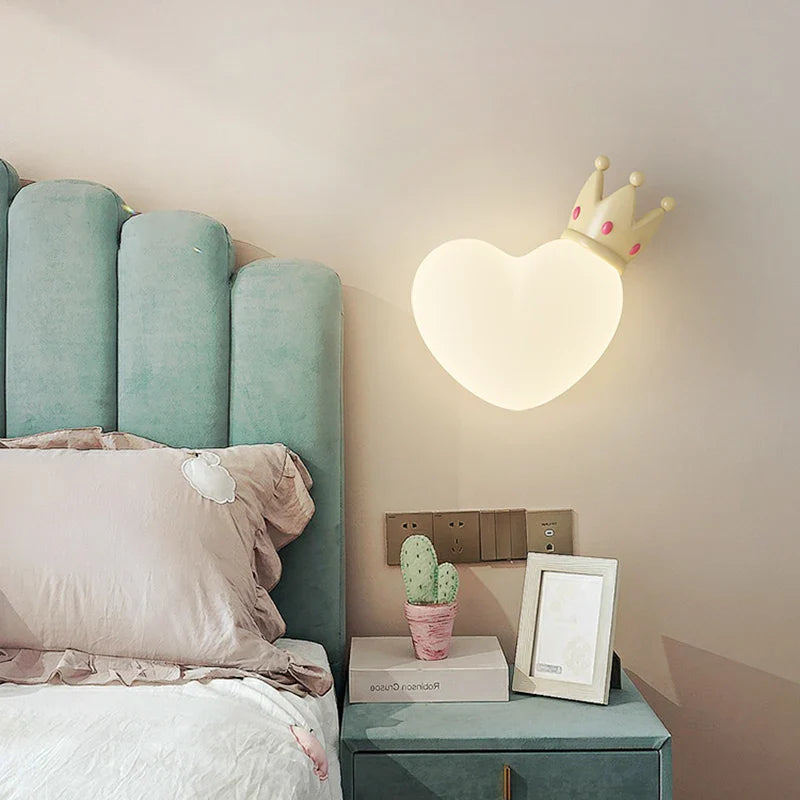 Skorter | LoveLight - Pink Crown Sky Heart Design LED Bed Lamp