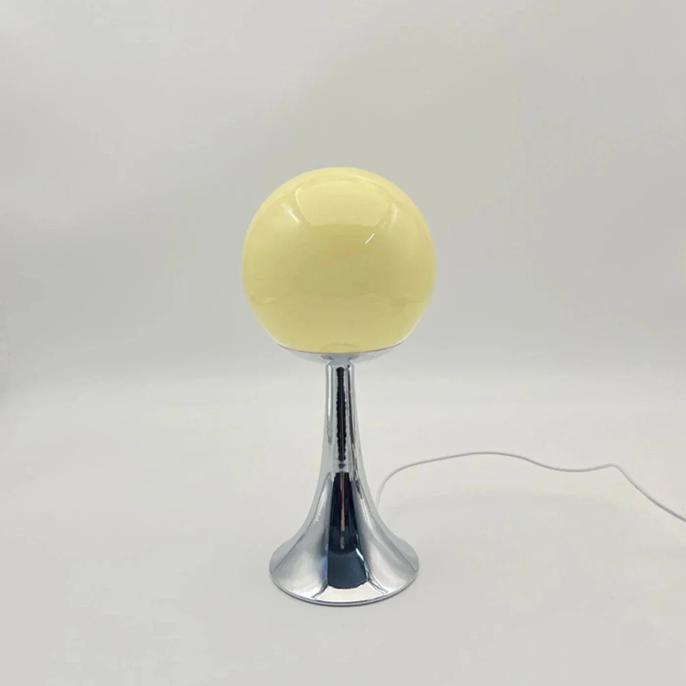 Skorter | Märit - Retro Chrome Lamp