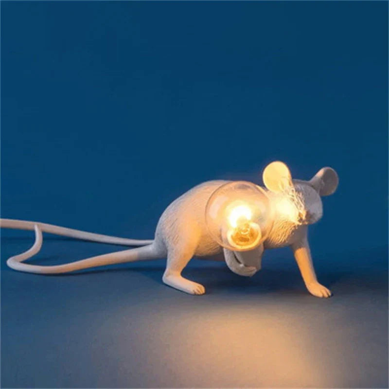 Skorter | Modern LED Animal Table Lamps: Resin Rat, Cat, and Squirrel Night Lights