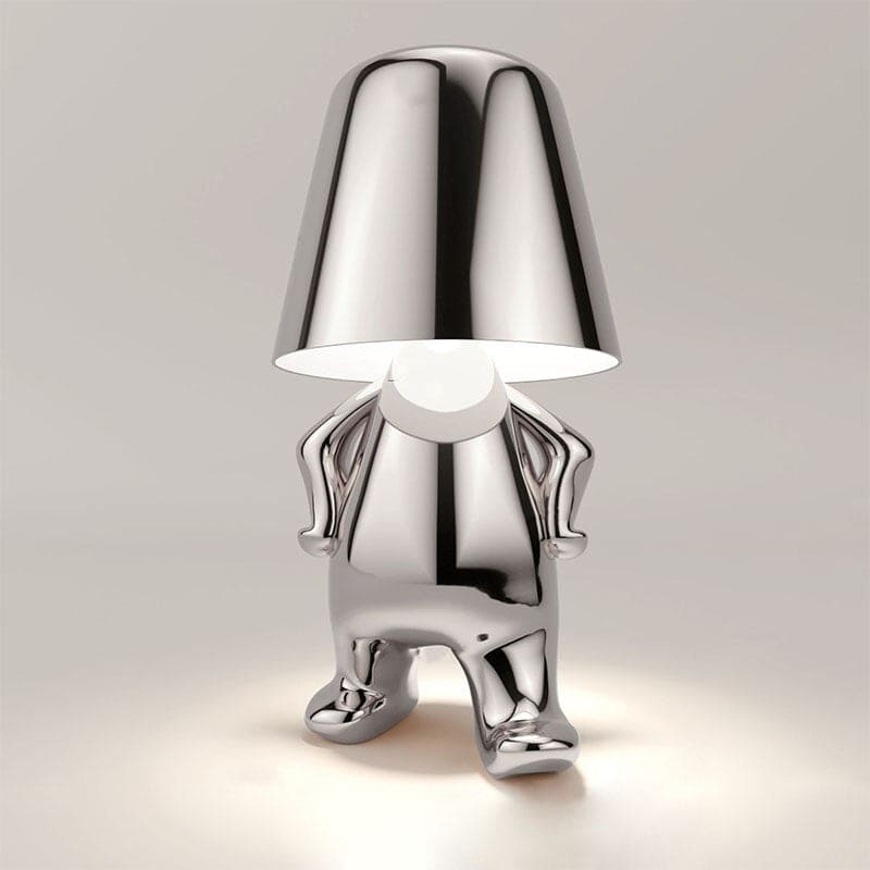 Skorter | GloedHeld - Bring warmth and character to any room with GloedHeld Men's Lamp