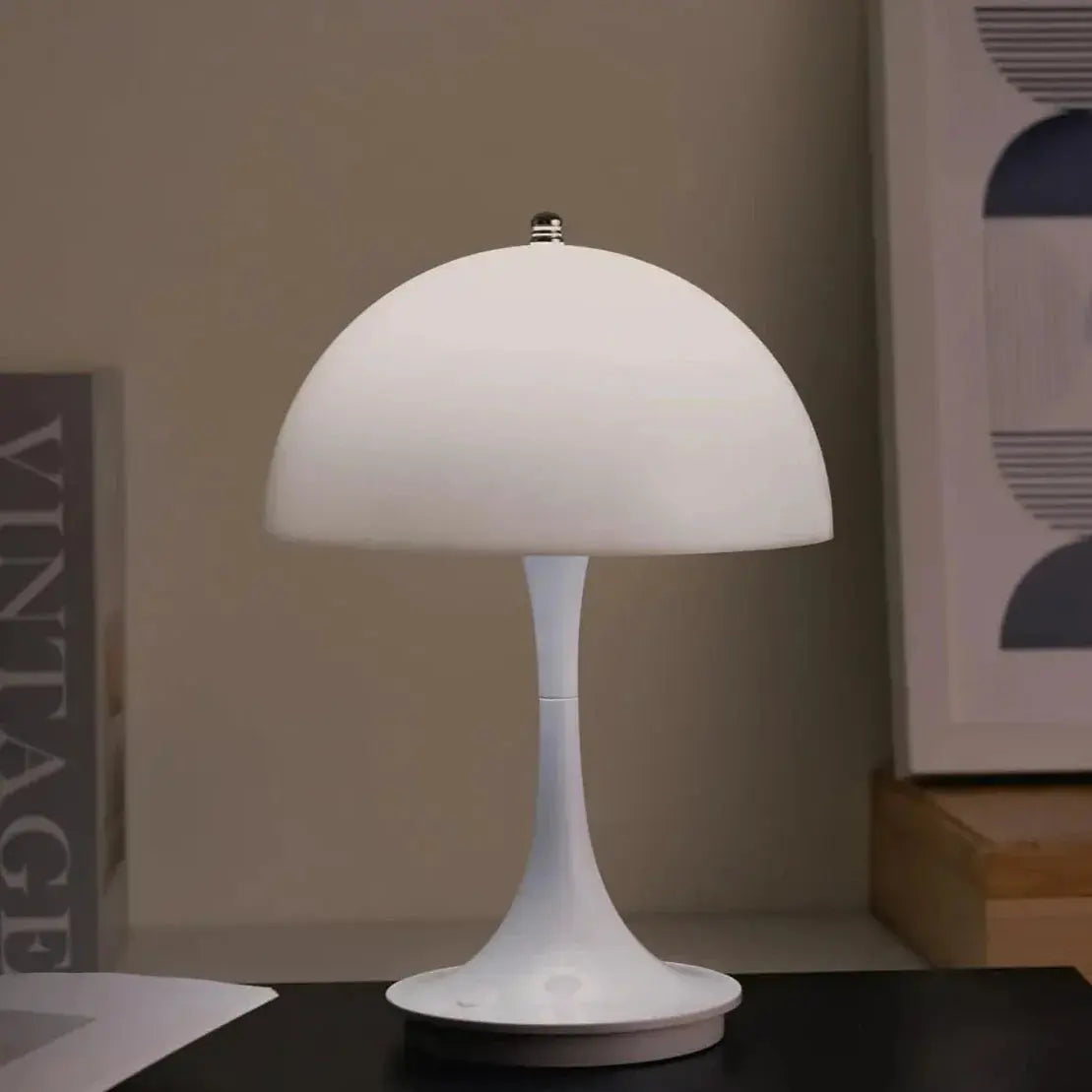 Skorter | Elegant Touch LED Table Lamp