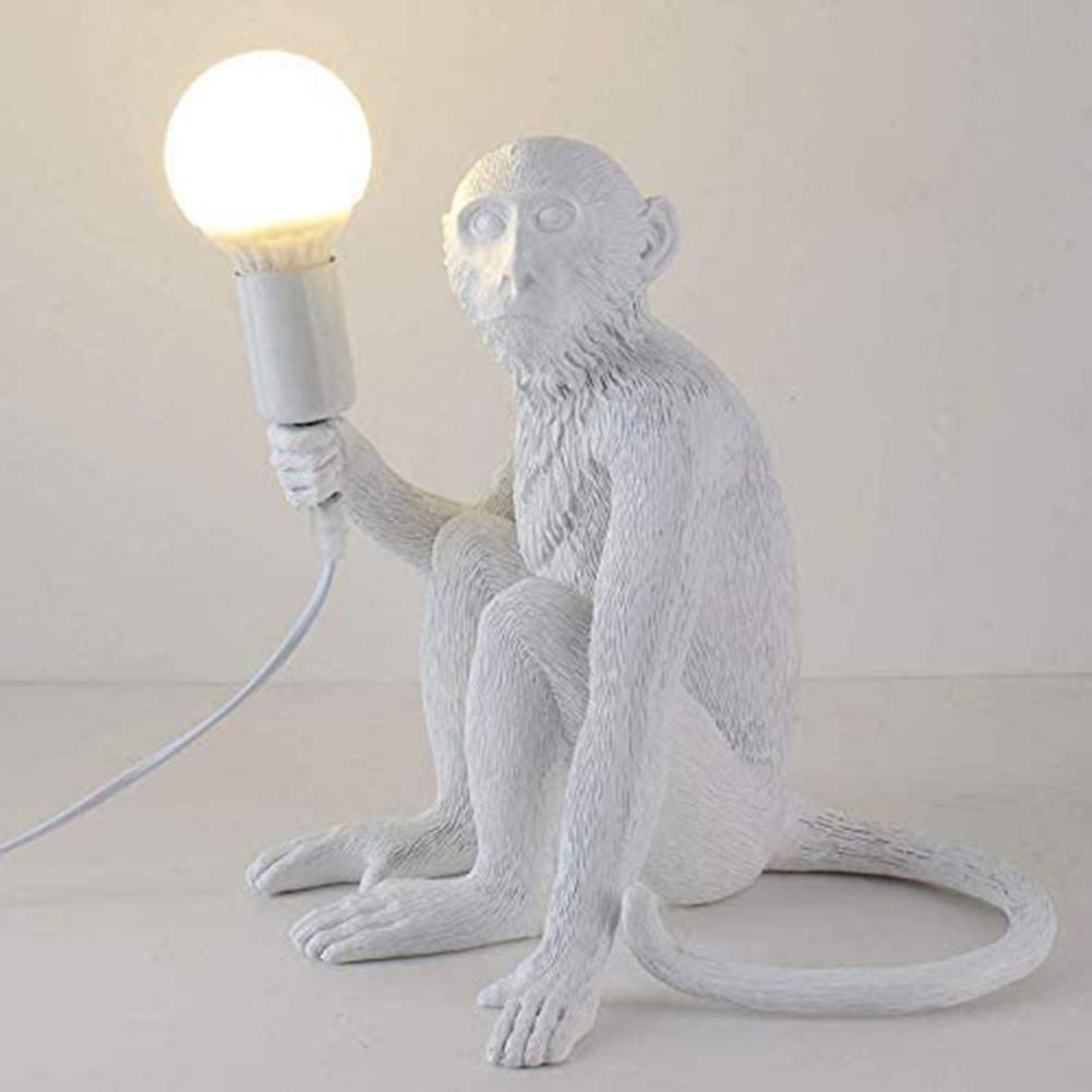 Skorter | Reliable attractive table lamp ornament