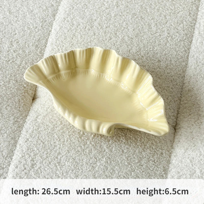 Skorter | Cream Ceramic Shell Plate