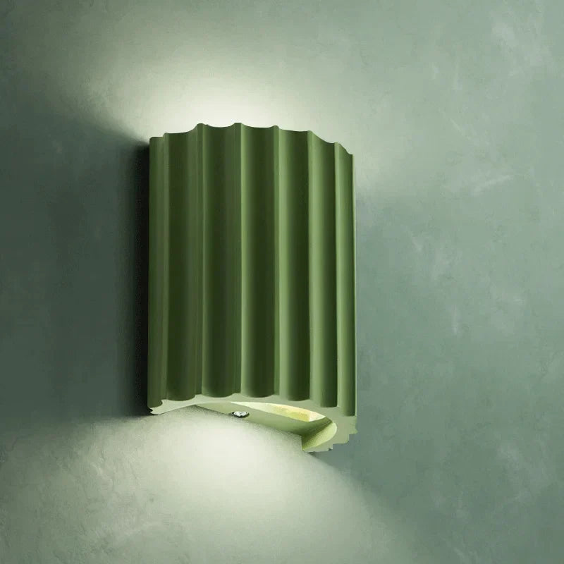 Skorter | LuxaLicht - Stylish wall lamps made of resin