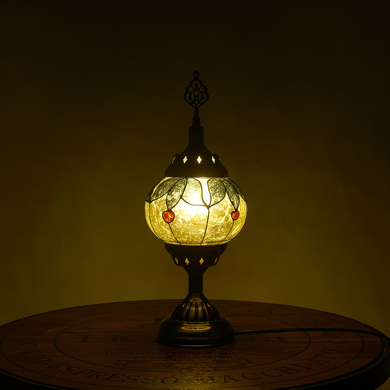 Skorter | Traditional Tiffany romantic oval iron enameled 1-light table lamp for the bedroom