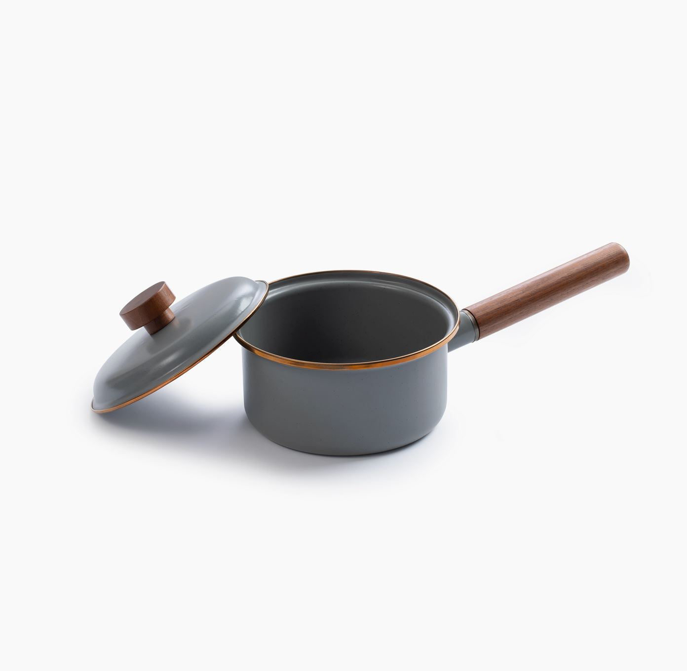 Skorter | Enamelled Sauteuse