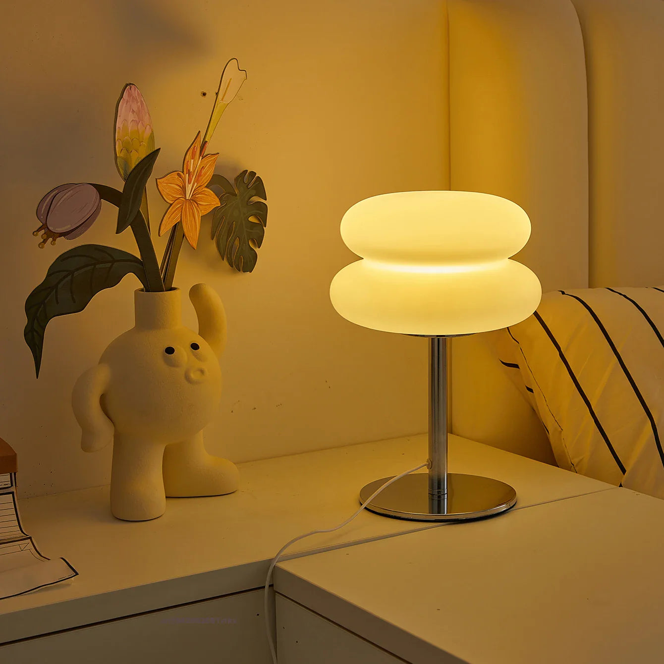 Skorter | Nordic Table Lamp