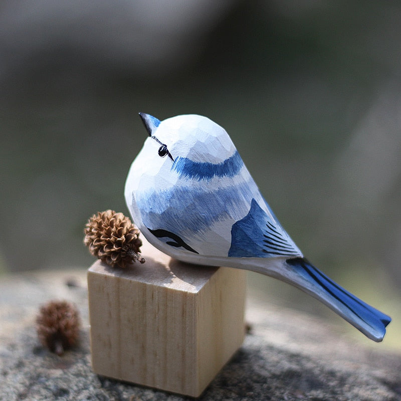Skorter | NordicFeathers - Elegant Wooden Bird Figurines