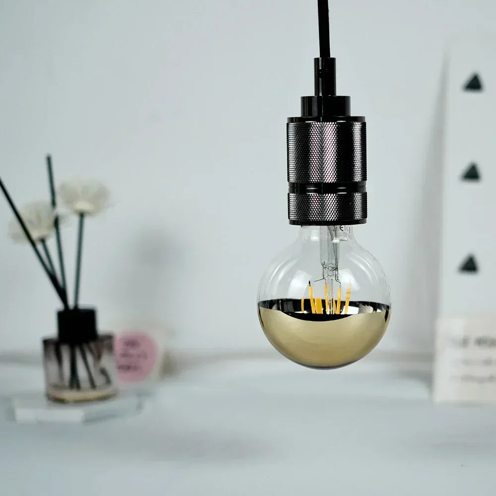 Skorter | RetroGlow - Vintage LED Table Lamp with Wooden Base, Dimmable and Warm Light