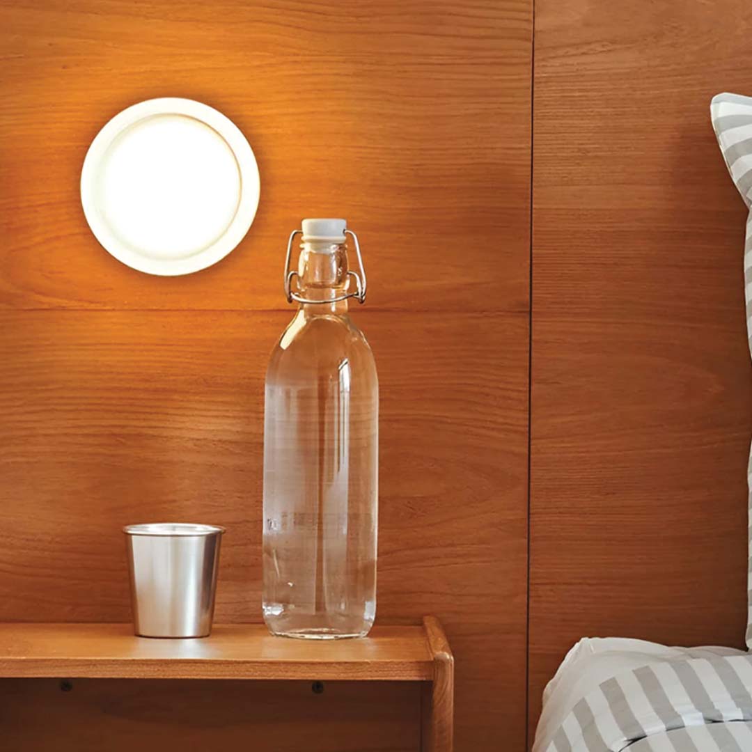 Skorter | LuxaLamp - Modern Elegant Wall Lamp with Luxury Finish