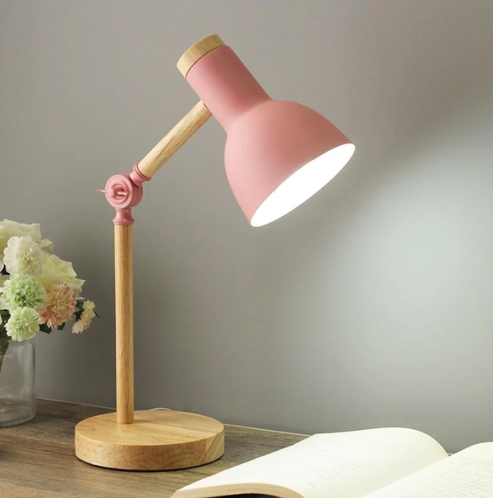 Skorter | Scandinavian table lamp made of wood