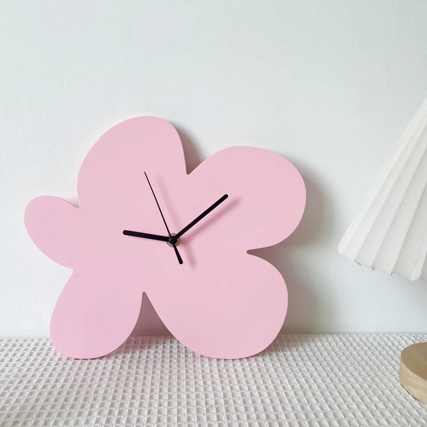 Skorter | NordicWall - Quiet Wall Clock Decorative for Children and Living Room